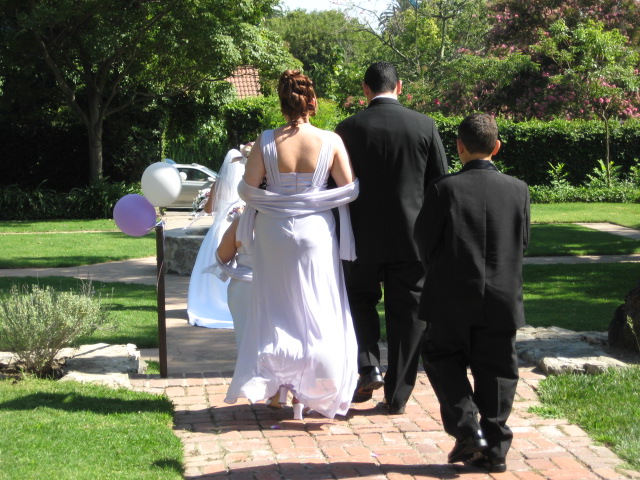 617x456 pixels (154K)